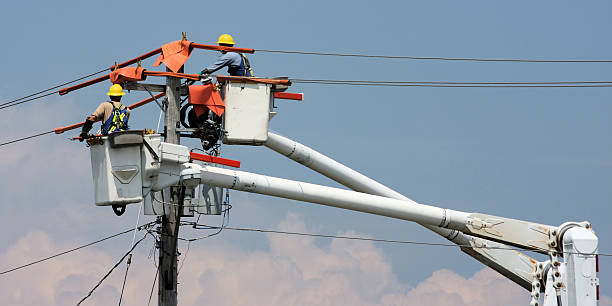 Best Commercial Electrical Services  in Yellville, AR